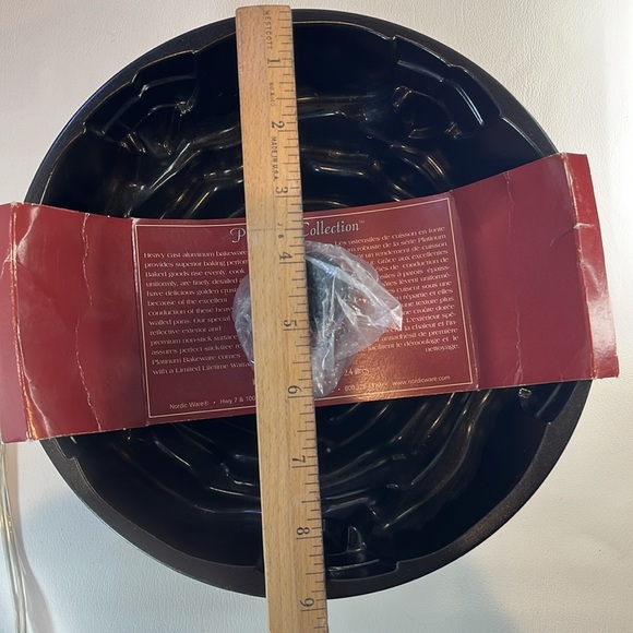 Nordic Ware Rose Bundt Pan Red NEW Platinum Collection Bakeware Cast Aluminum - Picture 10 of 10